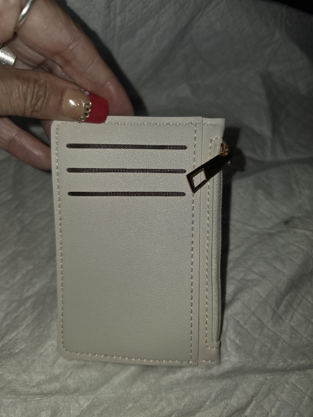 Minimalist White Unbtanded Card Holder with Zip Pocket - Unbranded - Picture 3 of 5